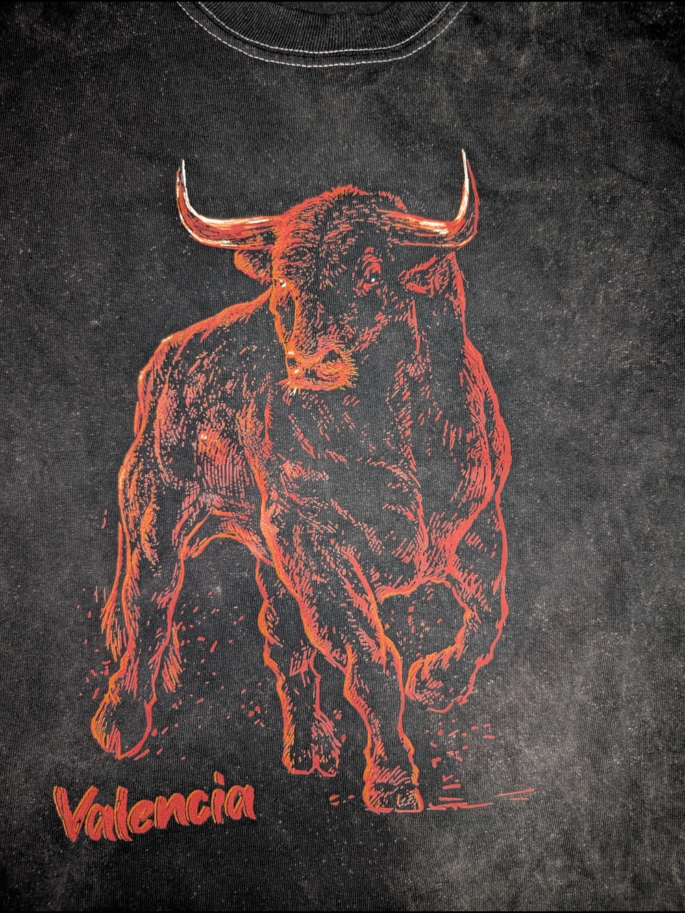 Valencia Bull Graphic Tee - Black with Red Print
